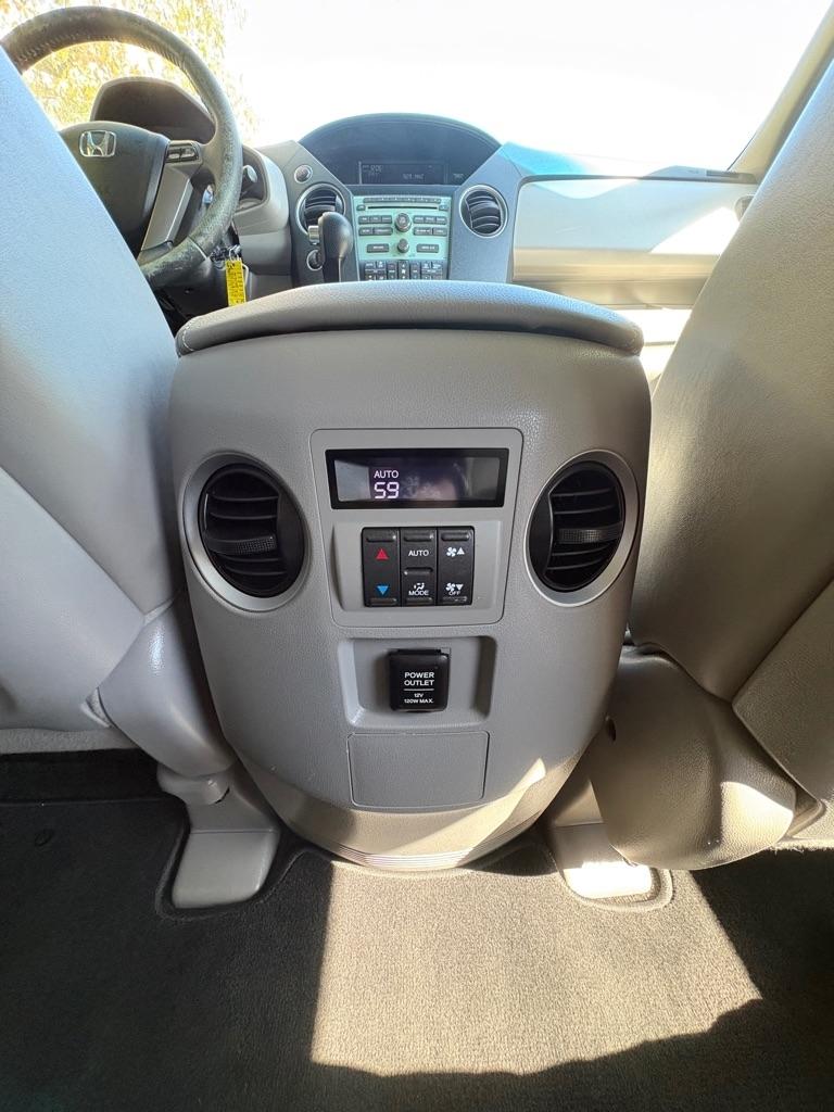 Honda Pilot EX-L 4WD 5-Spd AT 2011