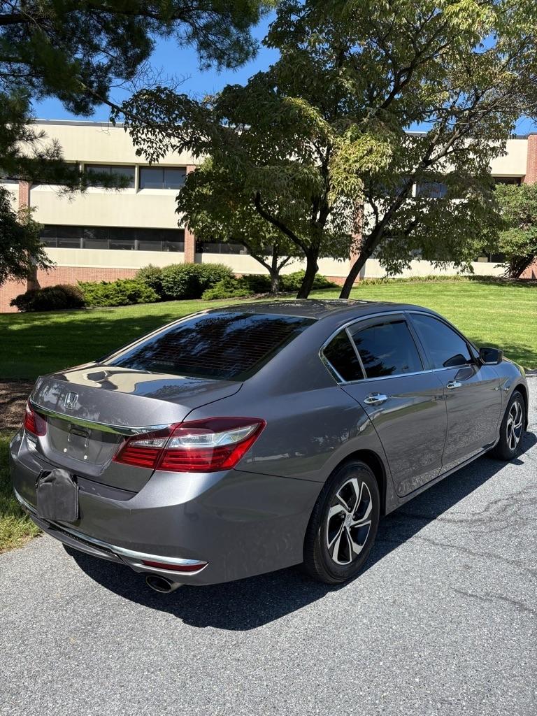 Honda Accord LX Sedan CVT 2016