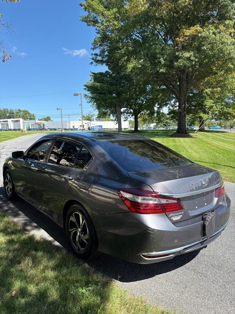 Honda Accord LX Sedan CVT 2016