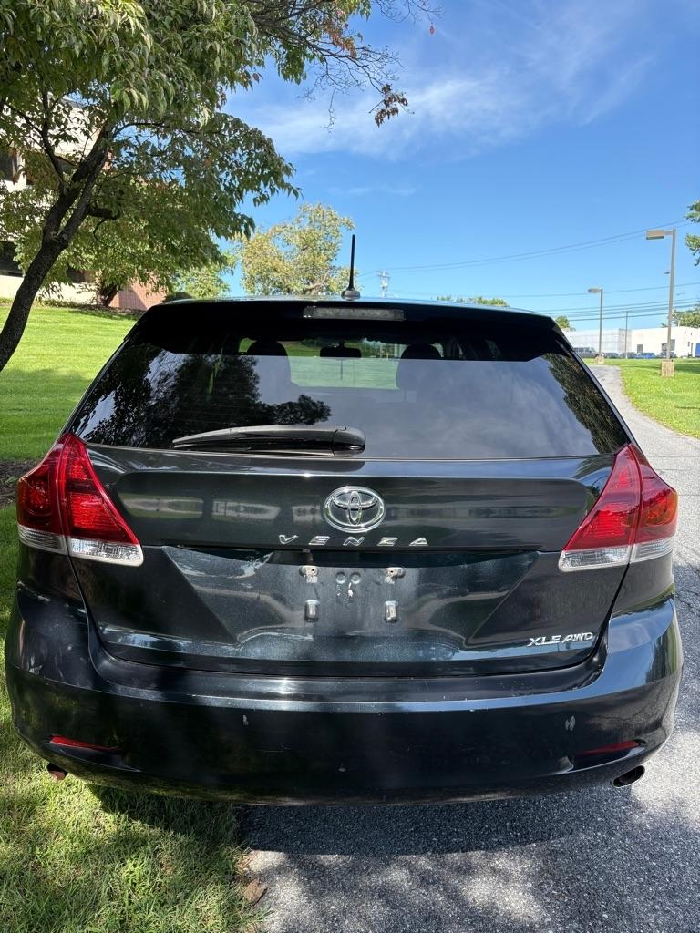 Toyota Venza LE V6 AWD 2013