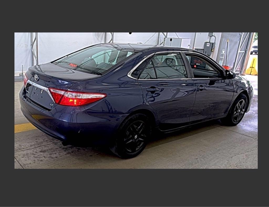 Toyota Camry LE 2017