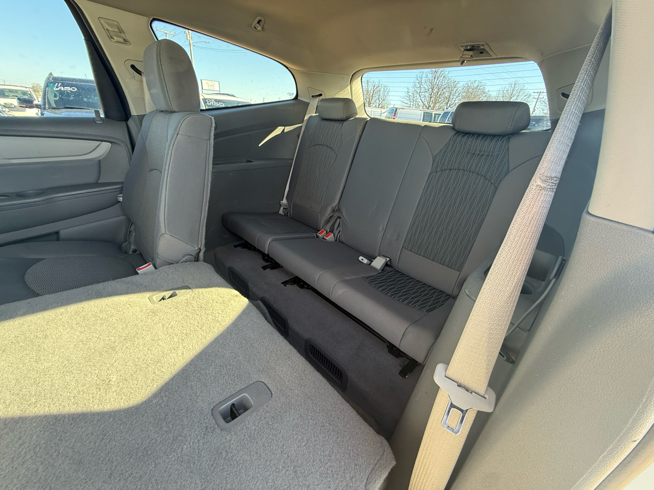 Chevrolet Traverse LS FWD w/PDC 2014