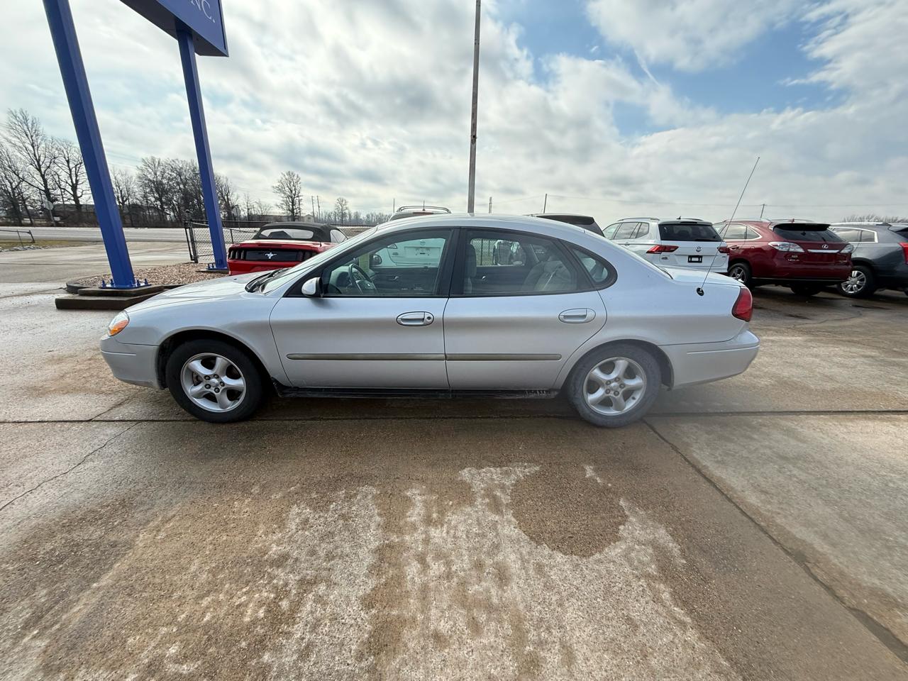 Ford Taurus SES 2001