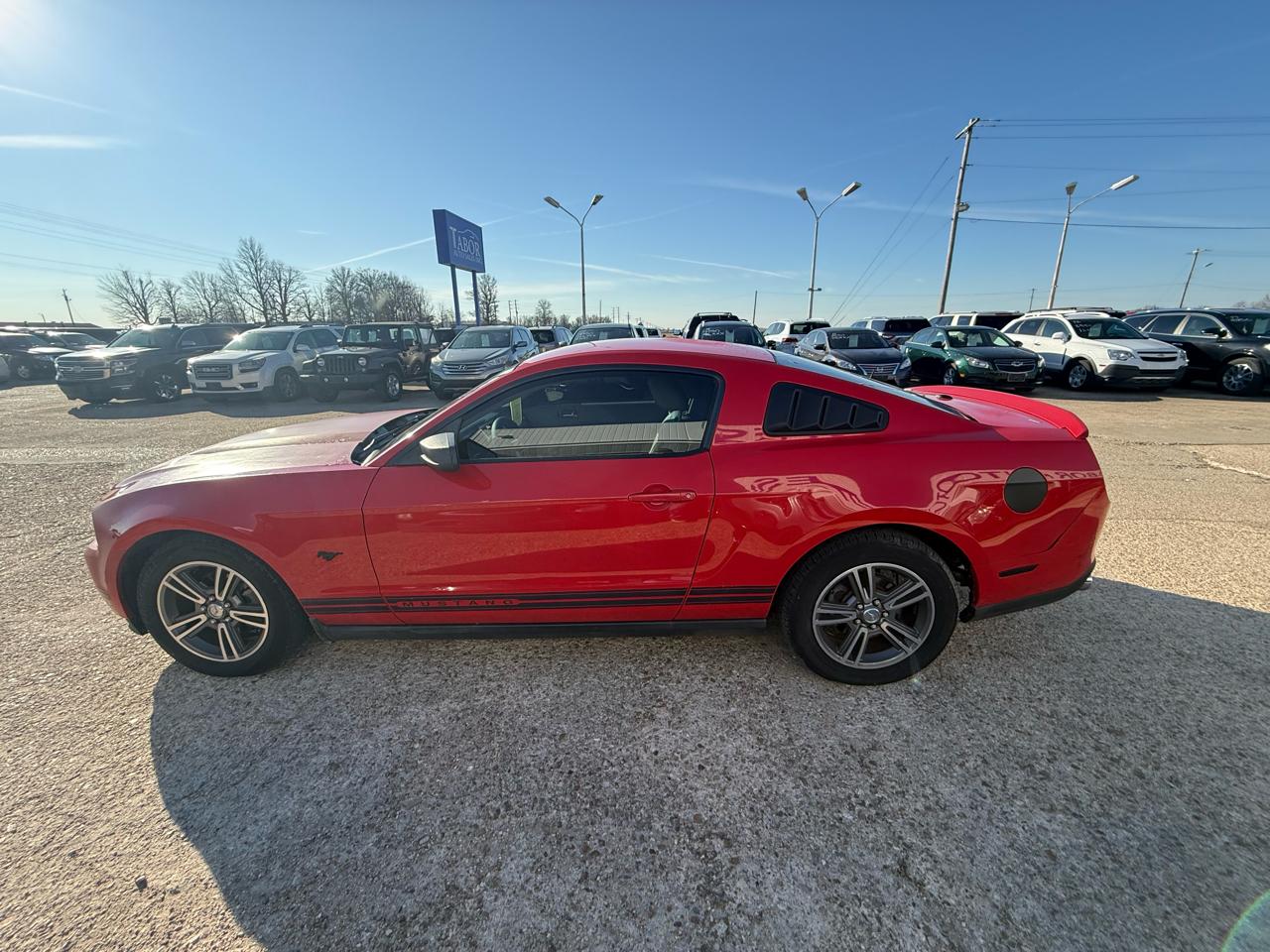 Ford Mustang 2dr Cpe V6 2010