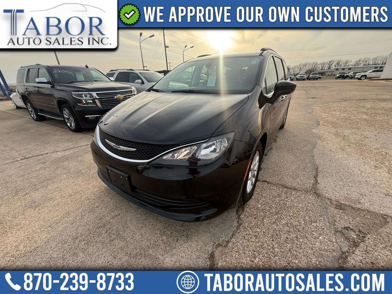 2020 Chrysler Voyager LXI FWD