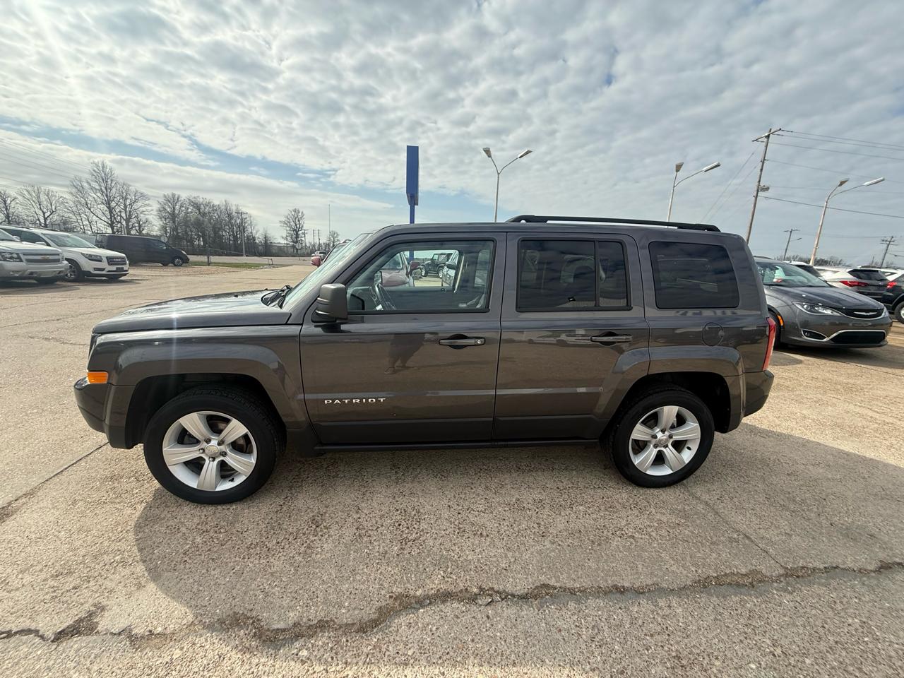 Jeep Patriot FWD 4dr Latitude 2016