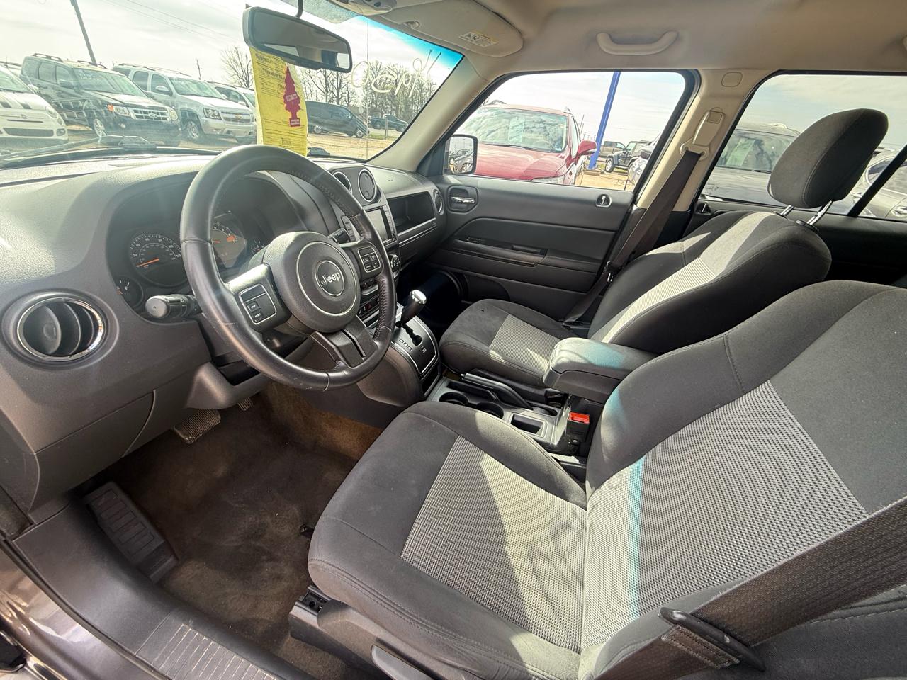 Jeep Patriot FWD 4dr Latitude 2016