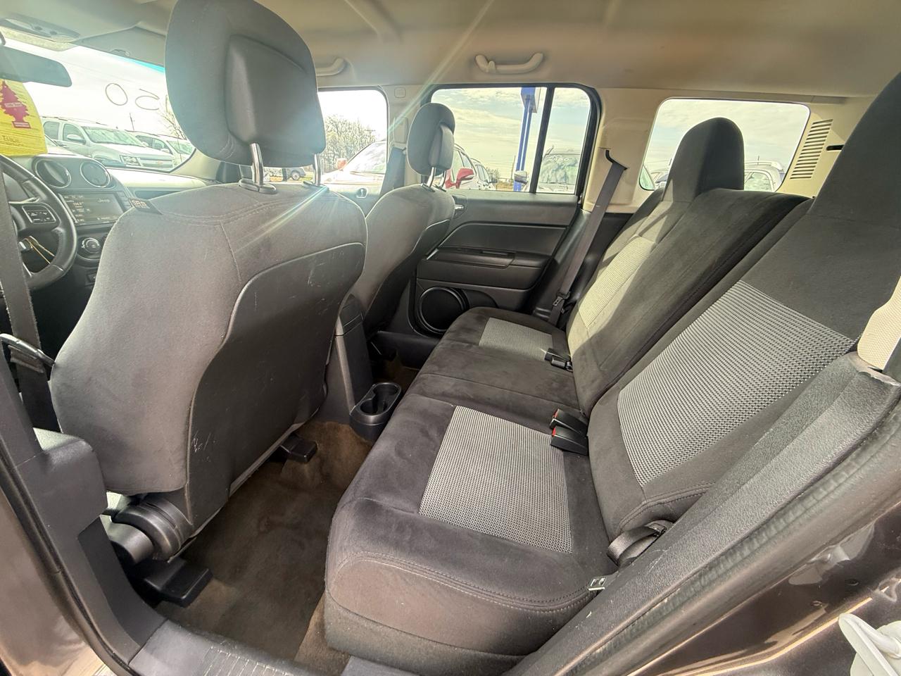 Jeep Patriot FWD 4dr Latitude 2016