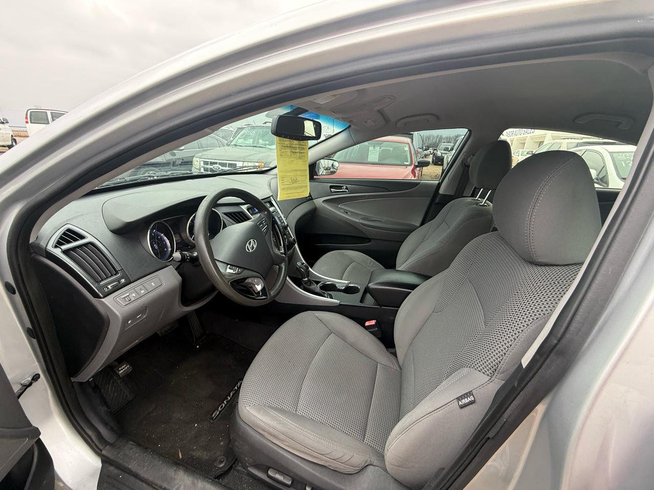 Hyundai Sonata  2012