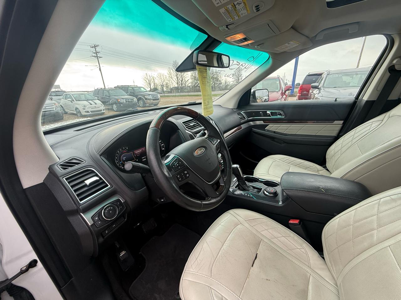 Ford Explorer 4WD 4dr Platinum 2016