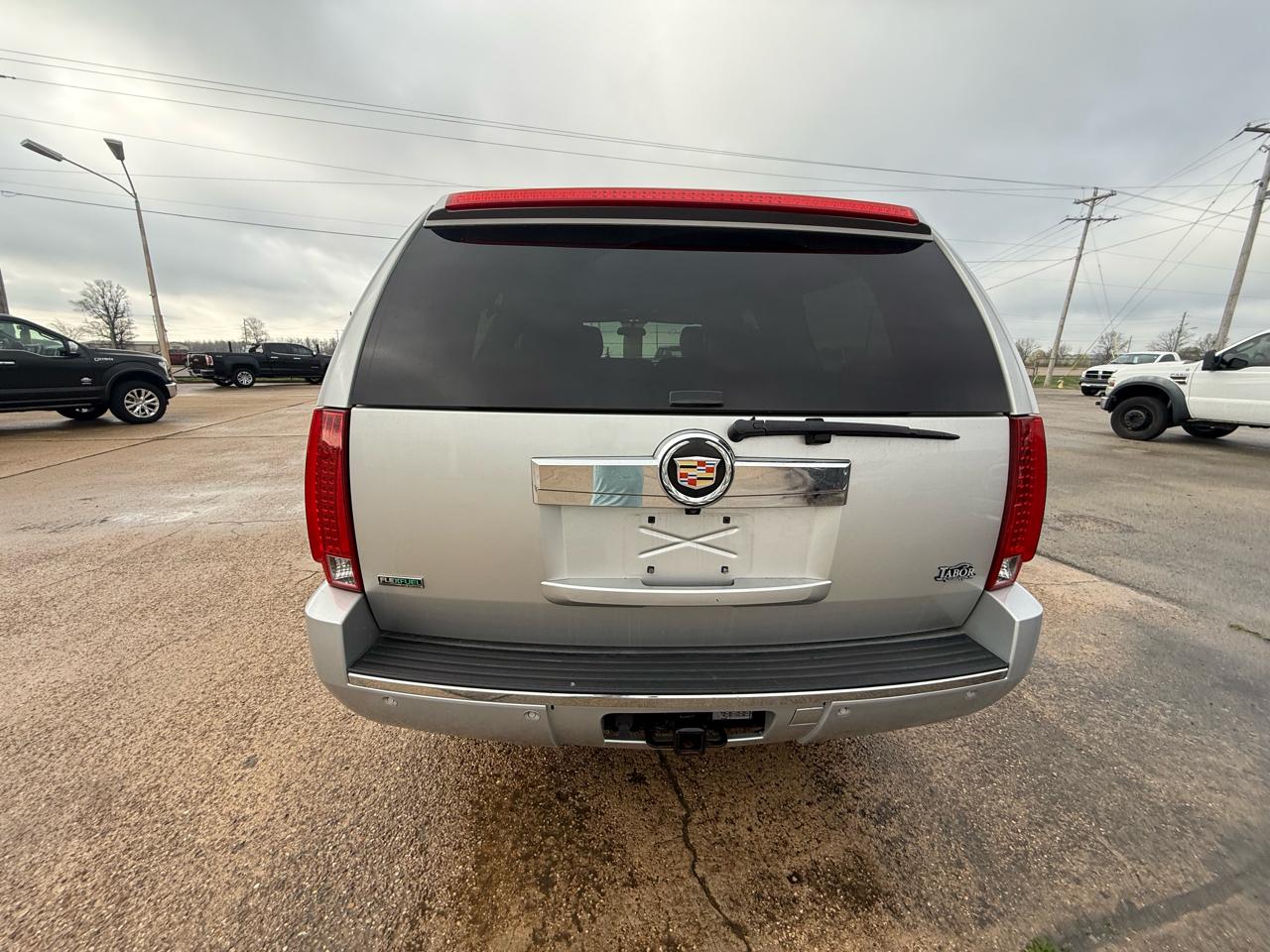 Cadillac Escalade ESV AWD 4dr Premium 2010