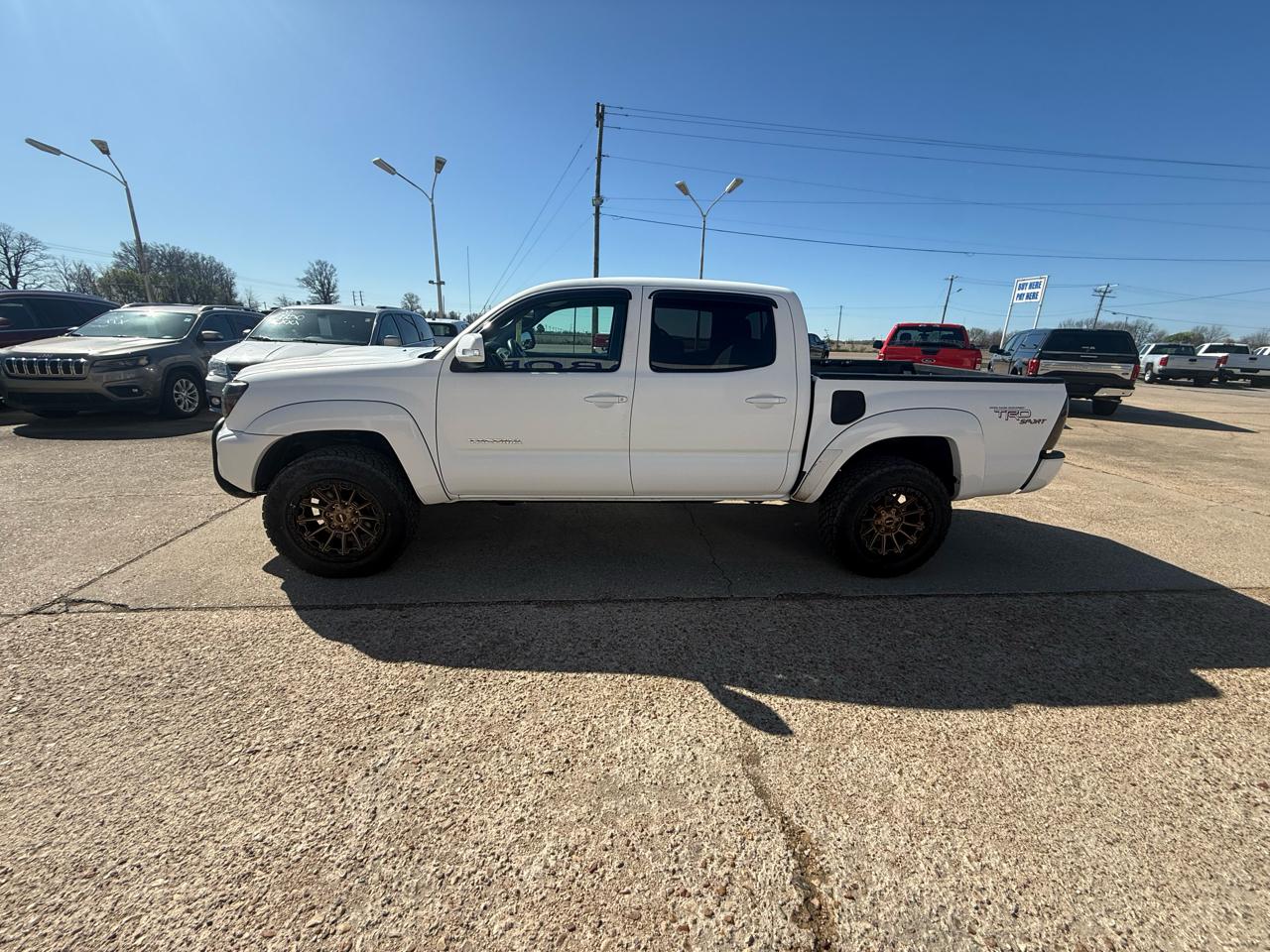 Toyota Tacoma 4WD Double Cab V6 MT (Natl) 2013