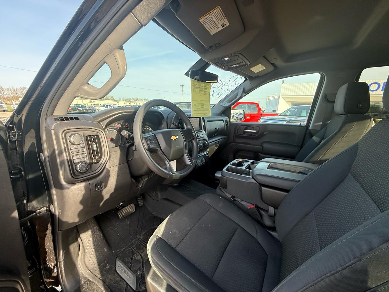 Chevrolet Silverado 1500 4WD Crew Cab 147" Custom 2020