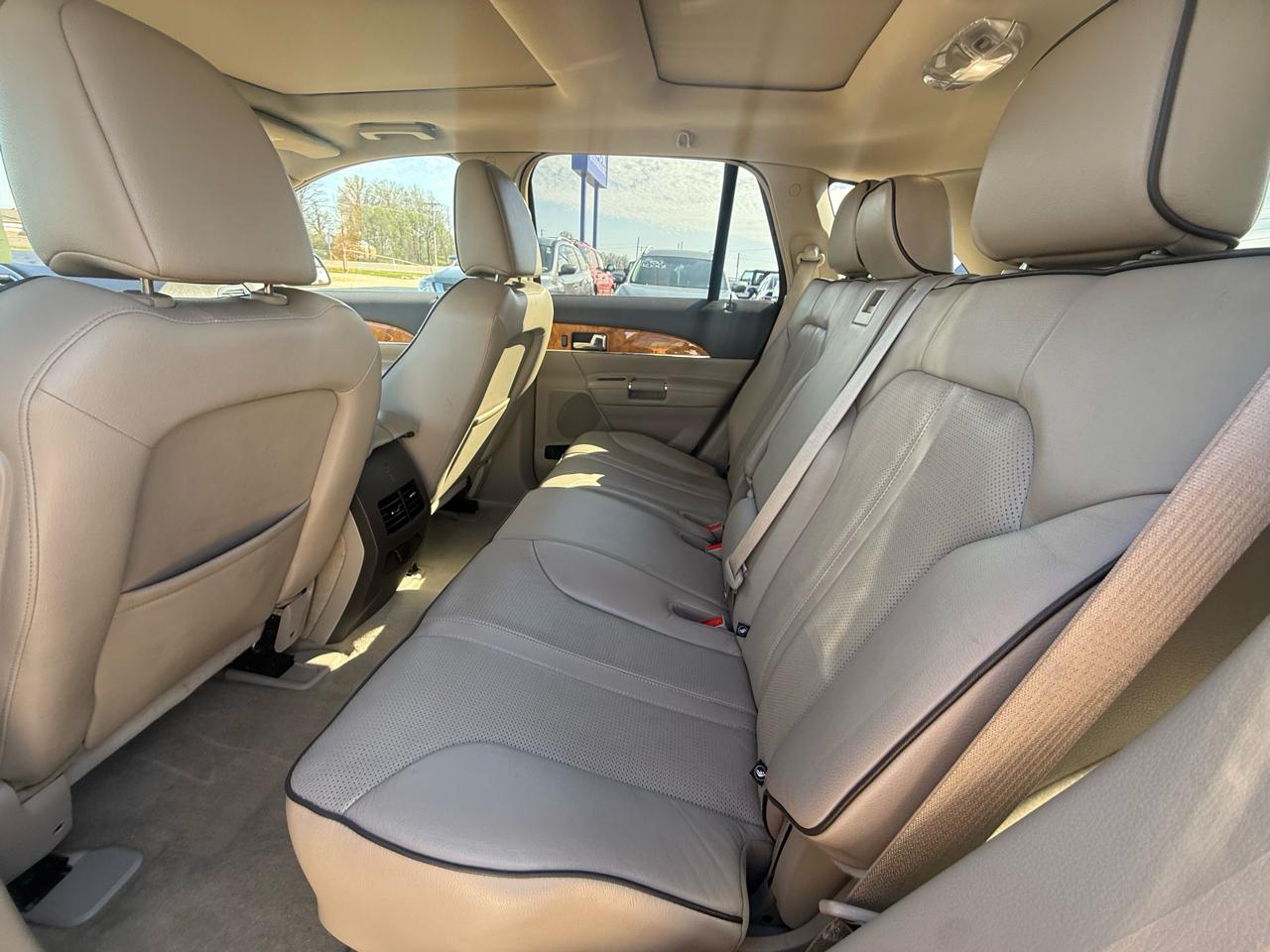 Lincoln MKX FWD 4dr 2011