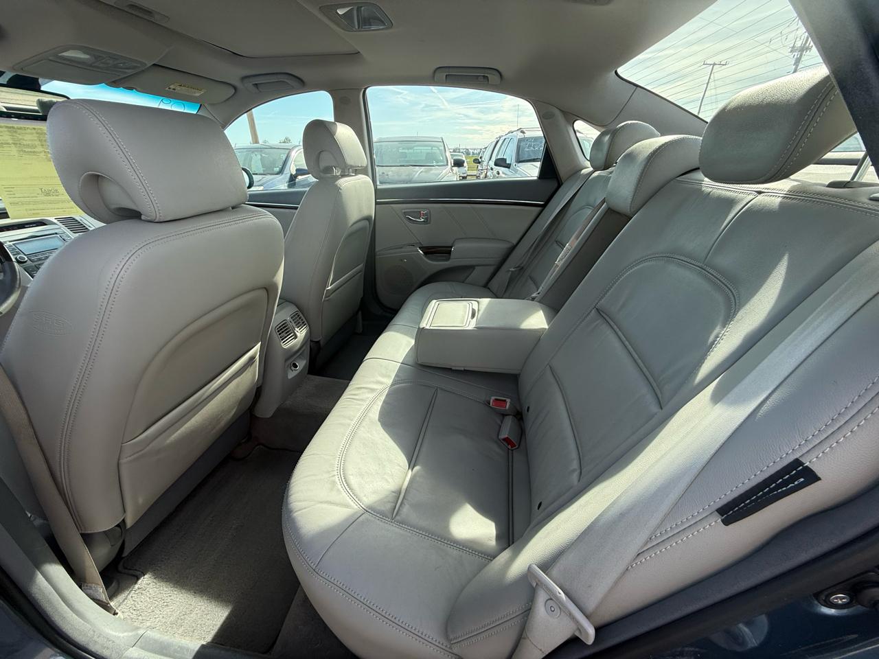 Hyundai Azera 4dr Sdn Limited 2009