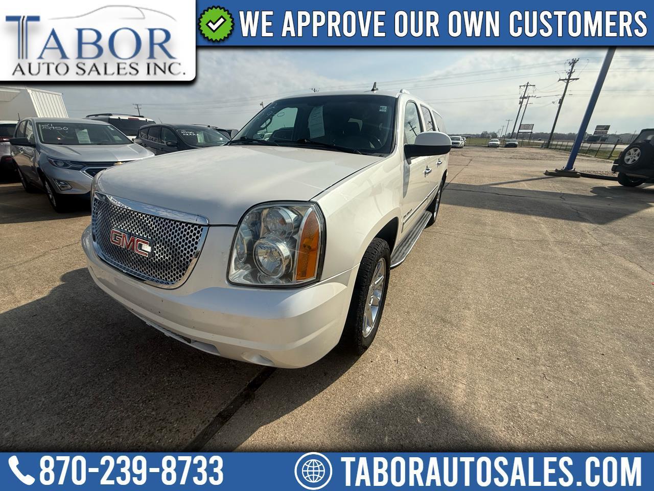 GMC Yukon XL AWD 4dr 1500 Denali 2012