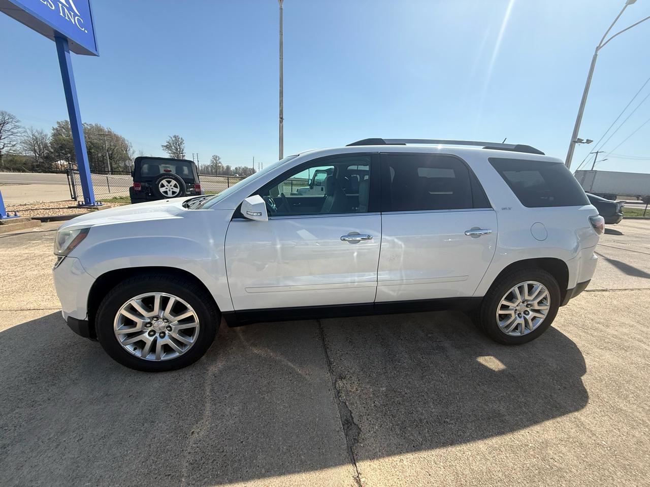 GMC Acadia FWD 4dr SLT w/SLT-1 2016