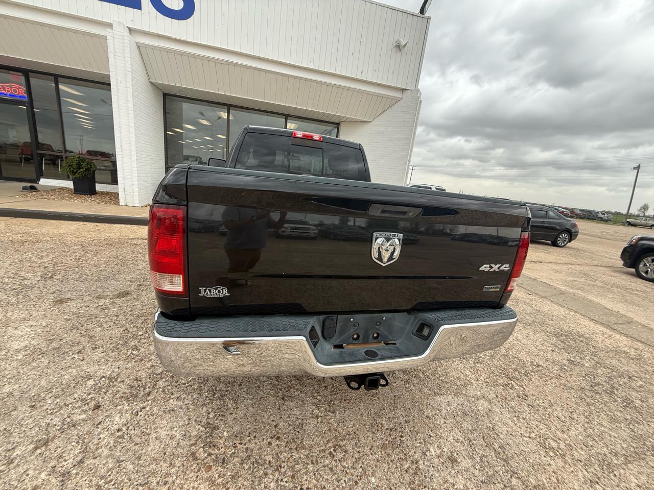 Dodge Ram 1500 4WD Reg Cab 120.5" ST 2010