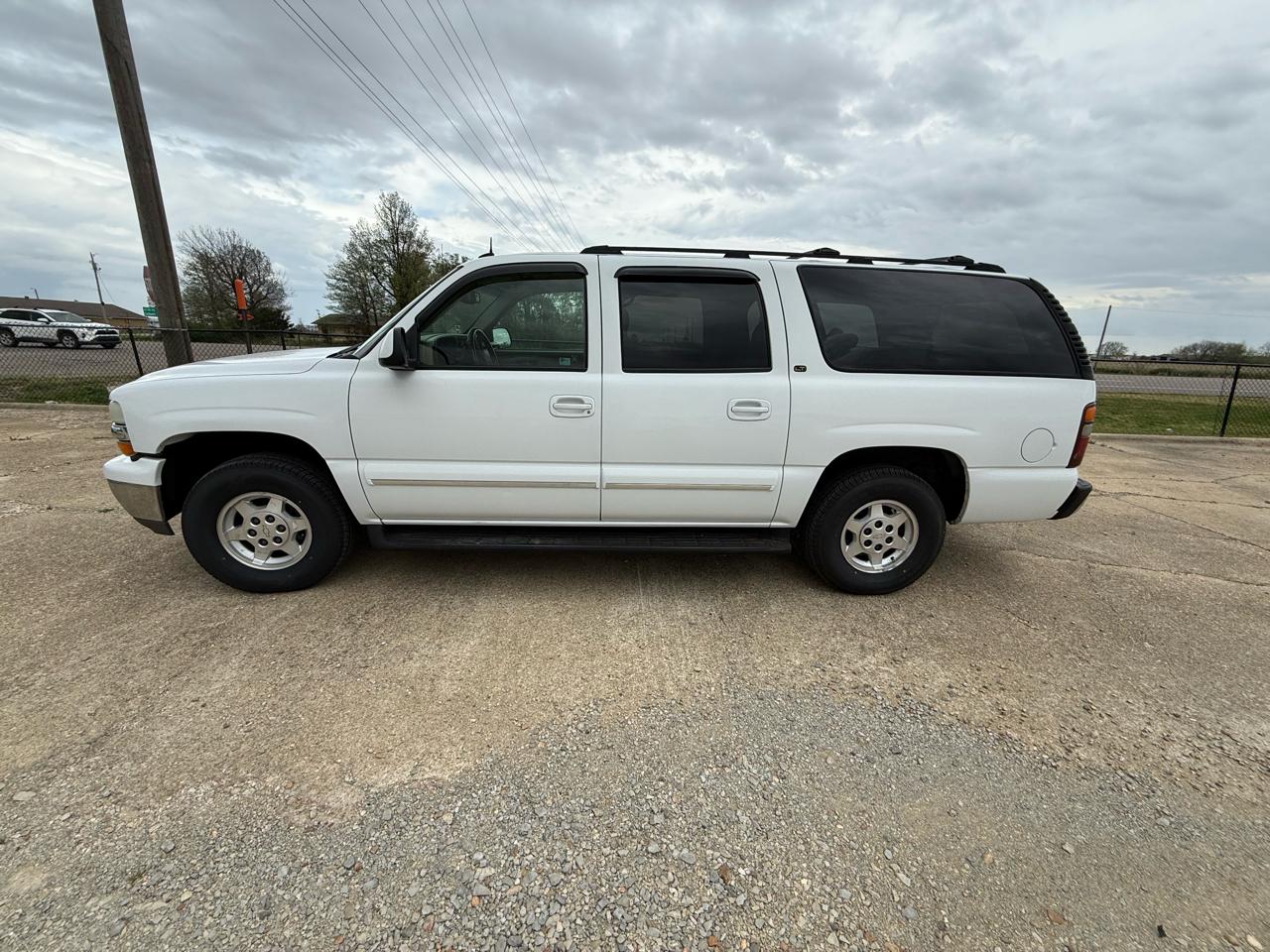 Chevrolet Suburban 4dr 1500 4WD LT 2003