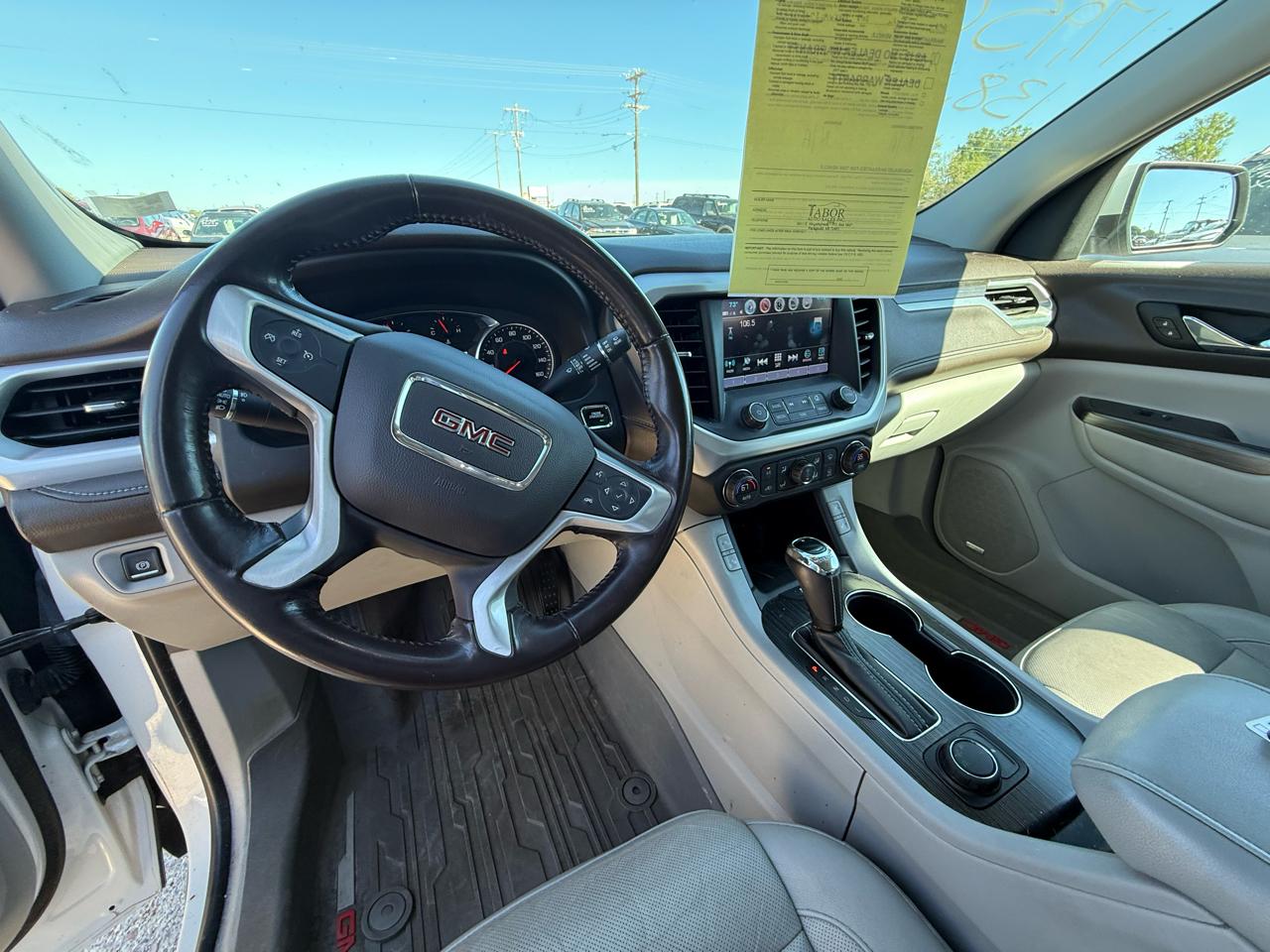 GMC Acadia FWD 4dr SLT w/SLT-1 2018