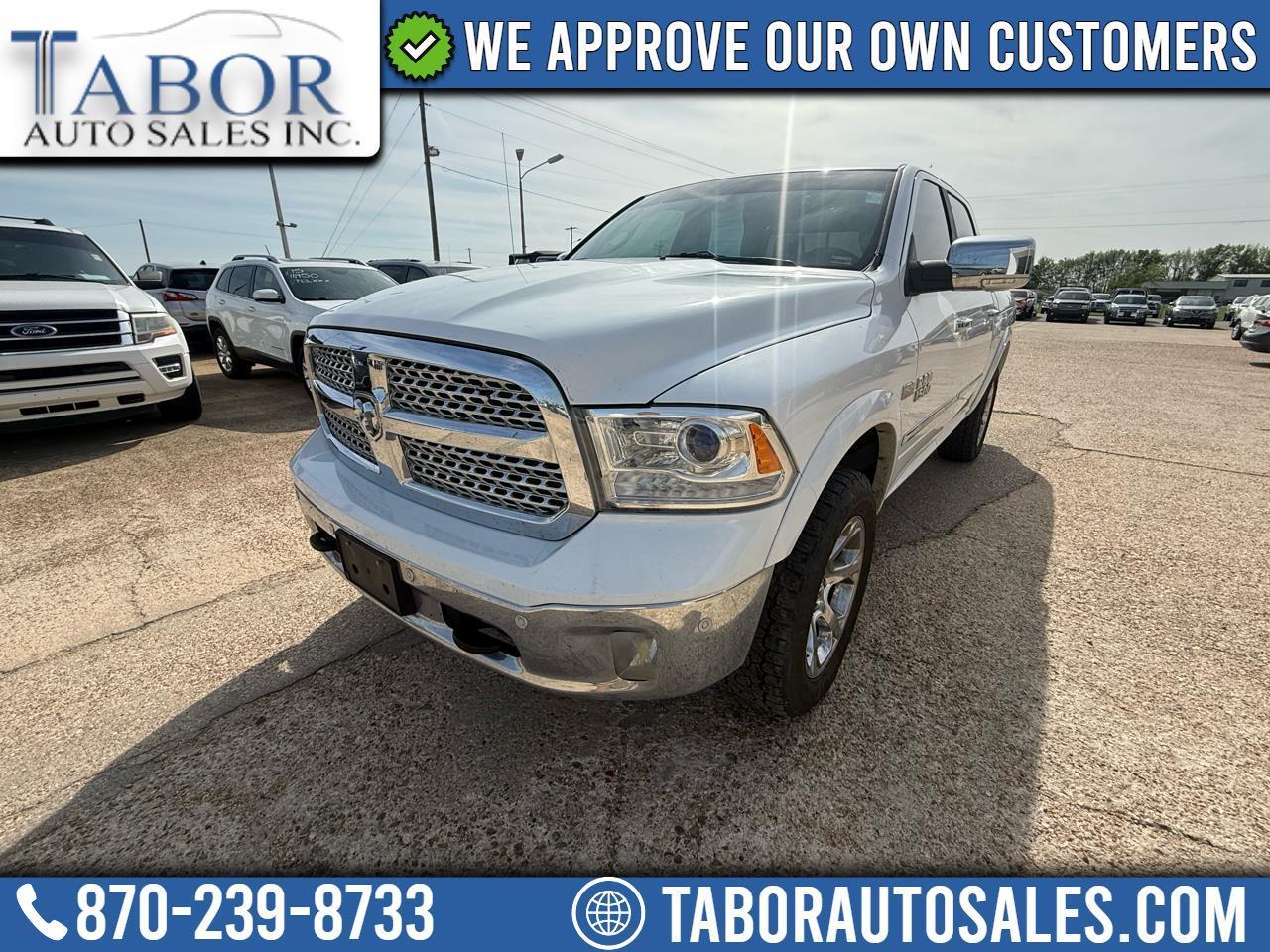 RAM 1500 Laramie 4x4 Crew Cab 5'7" Box 2017
