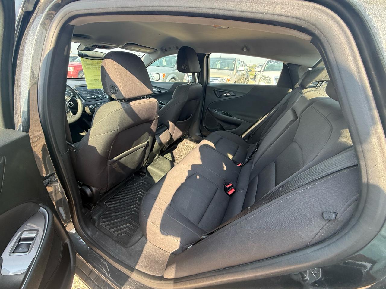 Chevrolet Malibu 4dr Sdn LS w/1LS 2017