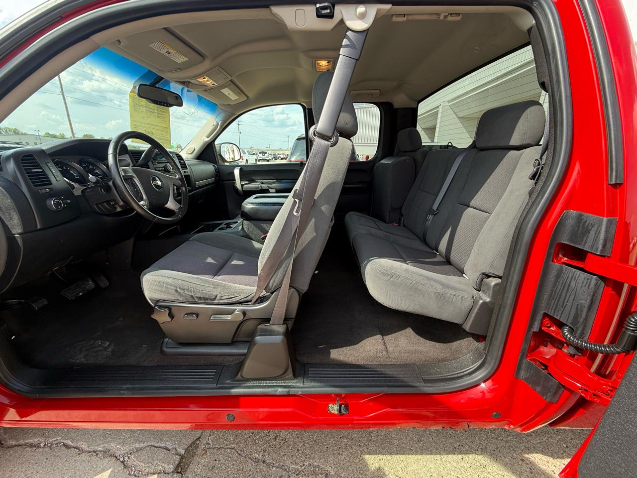 Chevrolet Silverado 1500 4WD Ext Cab 143.5" LT w/2LT 2007