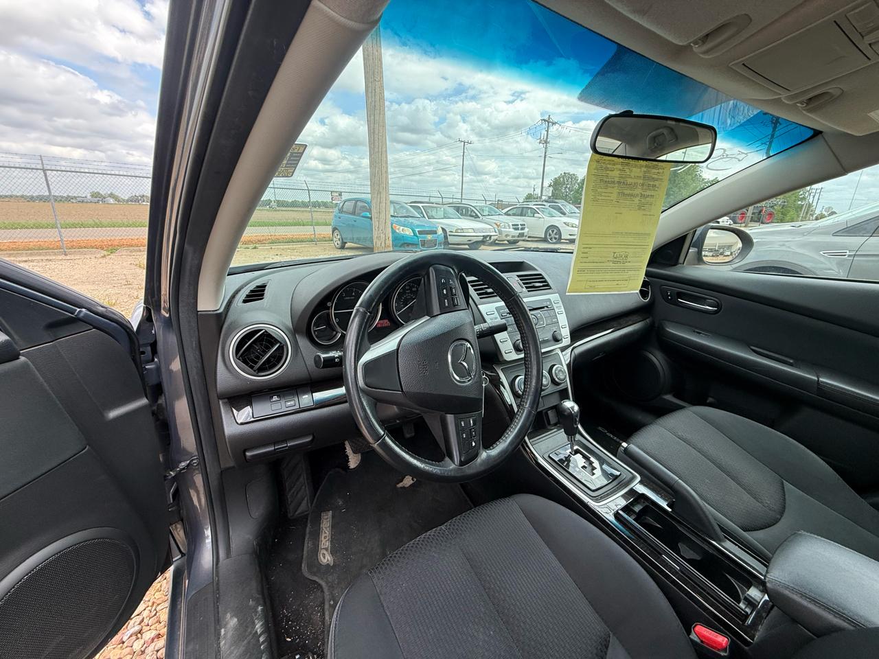 Mazda MAZDA6 4dr Sdn Auto i Touring 2011