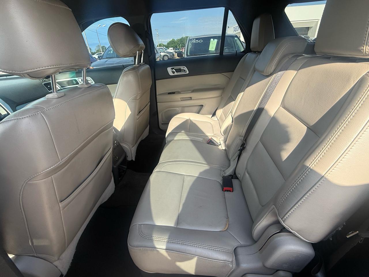 Ford Explorer FWD 4dr XLT 2012