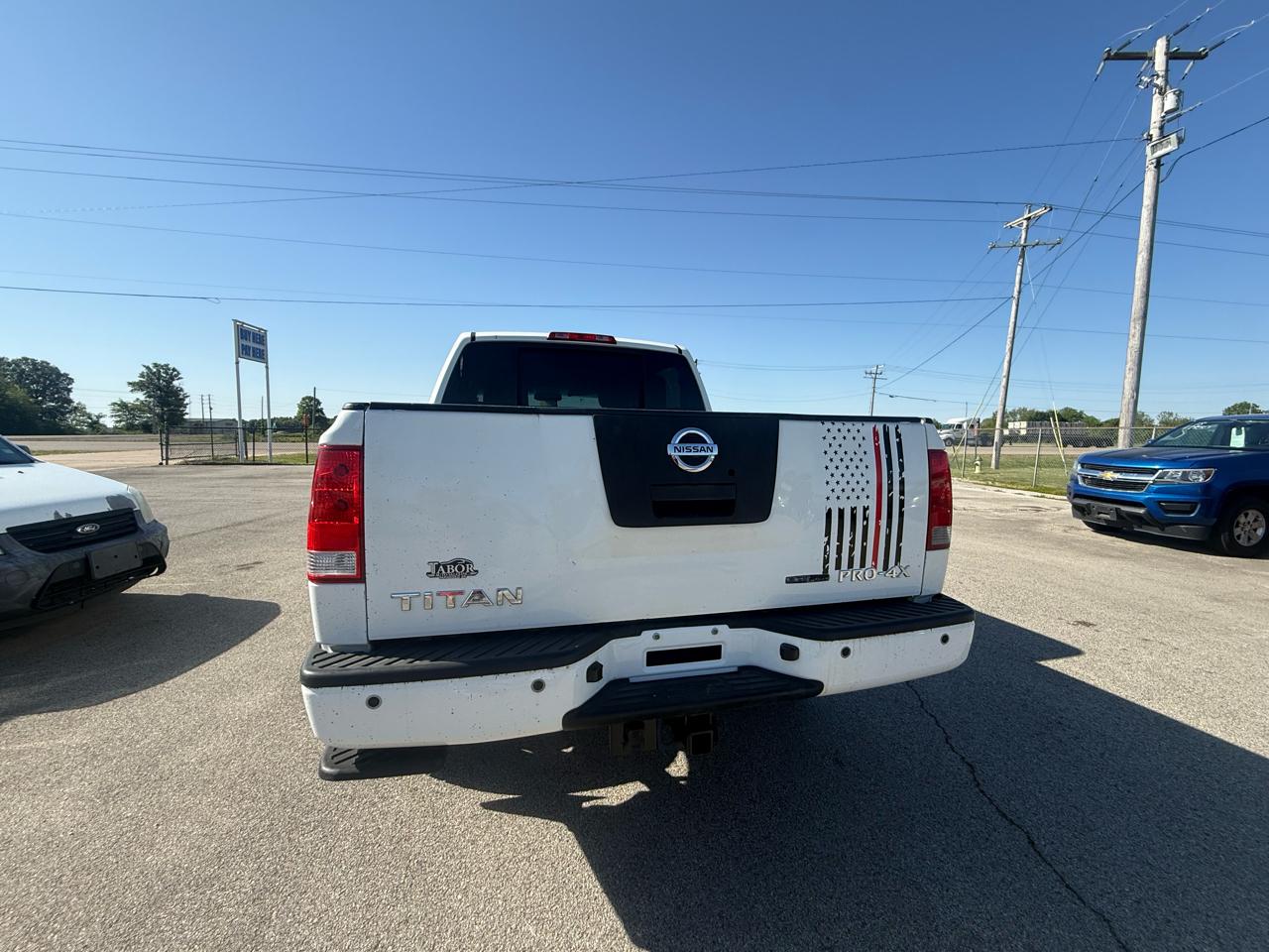 Nissan Titan 4WD Crew Cab SWB PRO-4X 2012