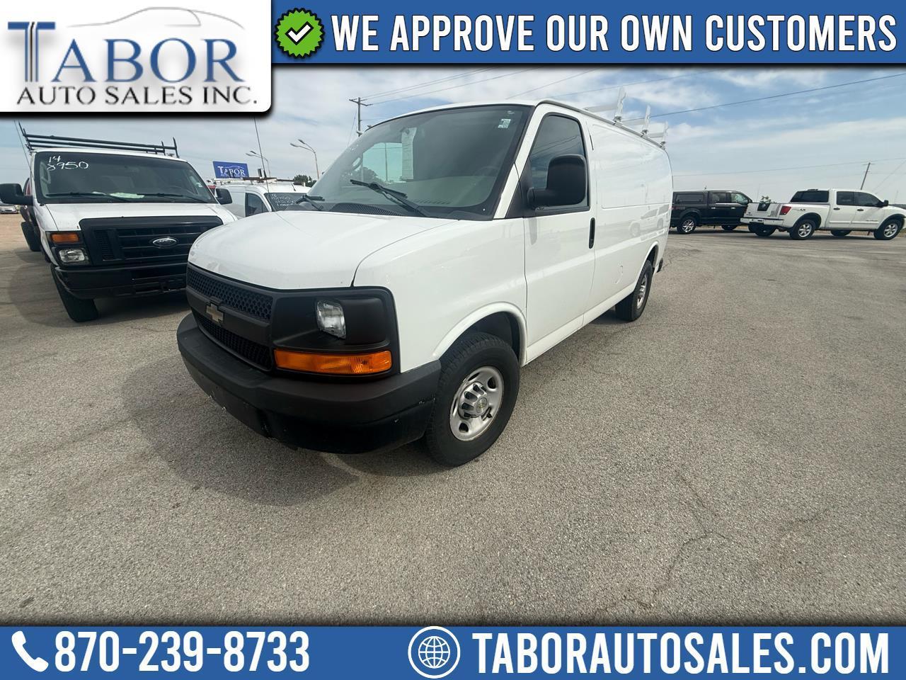 Chevrolet Express Cargo Van RWD 3500 135" 2013