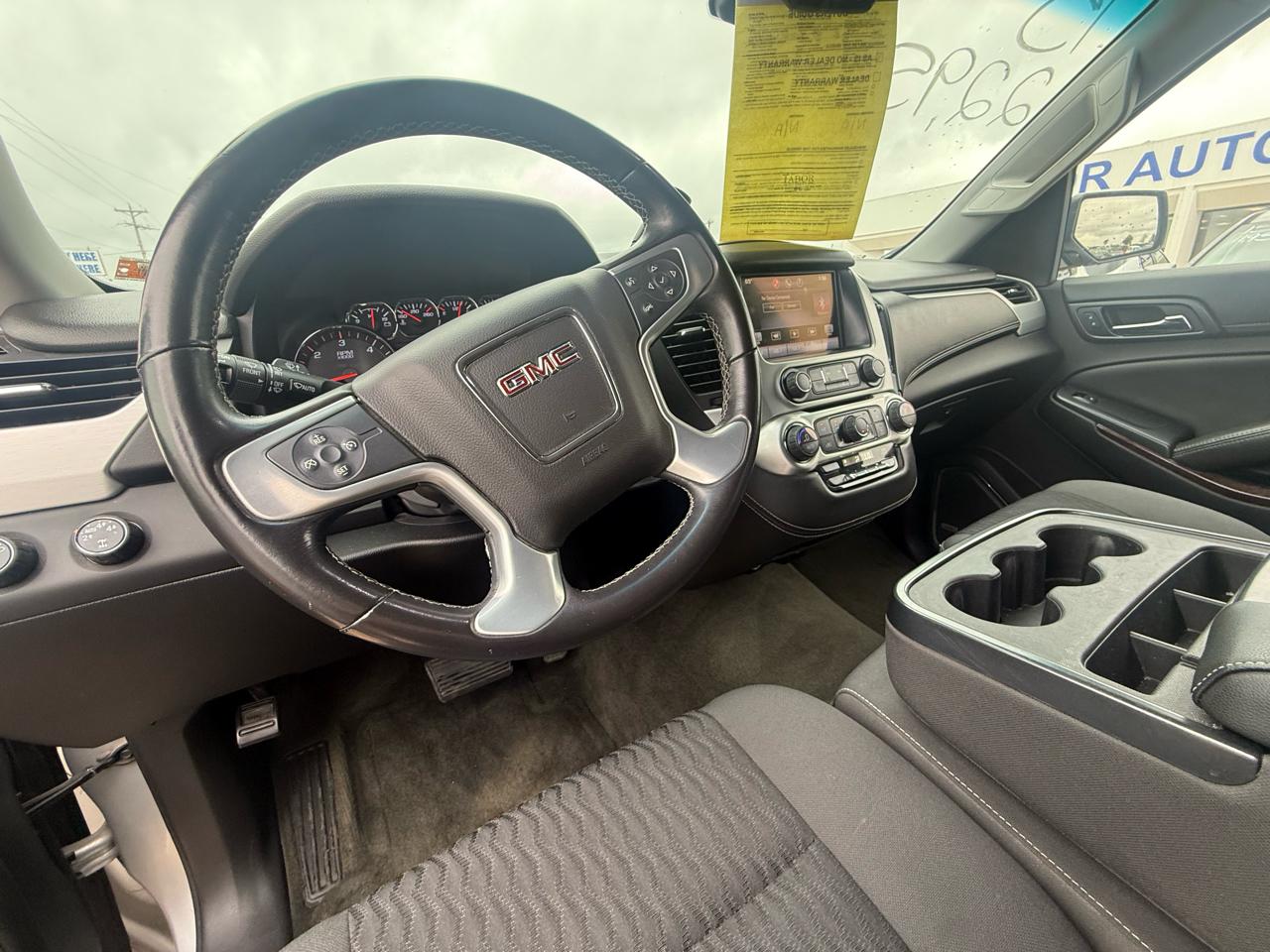GMC Yukon XL 4WD 4dr SLE 2015