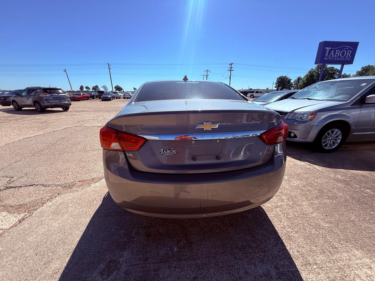 Chevrolet Impala 4dr Sdn LT w/1LT 2018