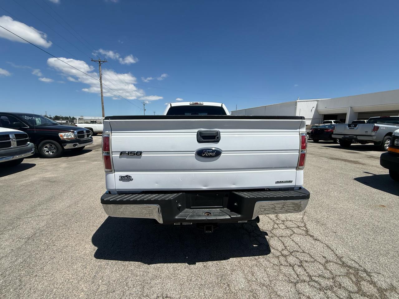 Ford F-150 2WD Reg Cab 126" STX 2014