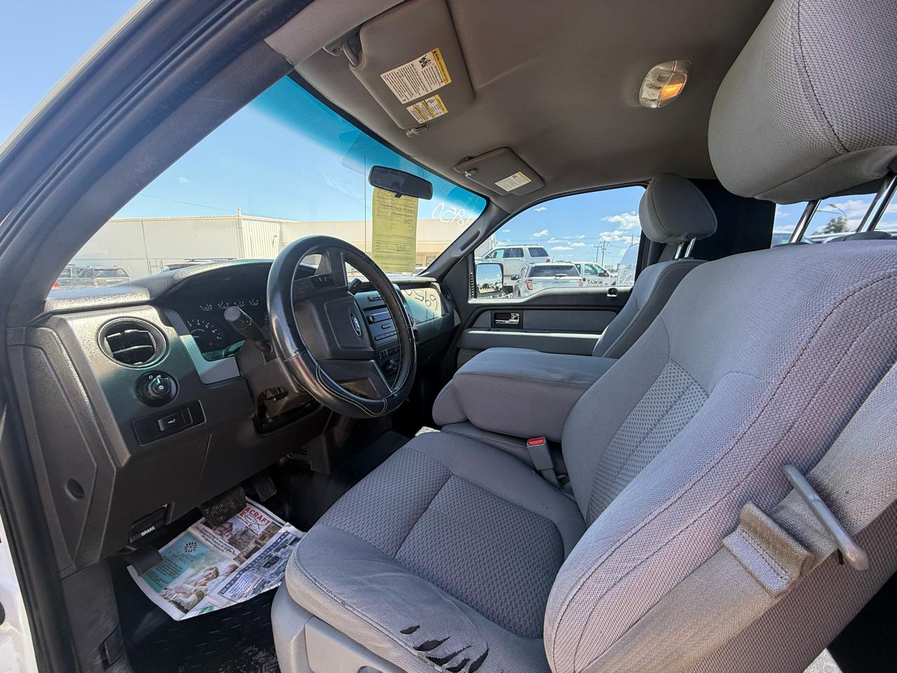 Ford F-150 2WD Reg Cab 126" STX 2014