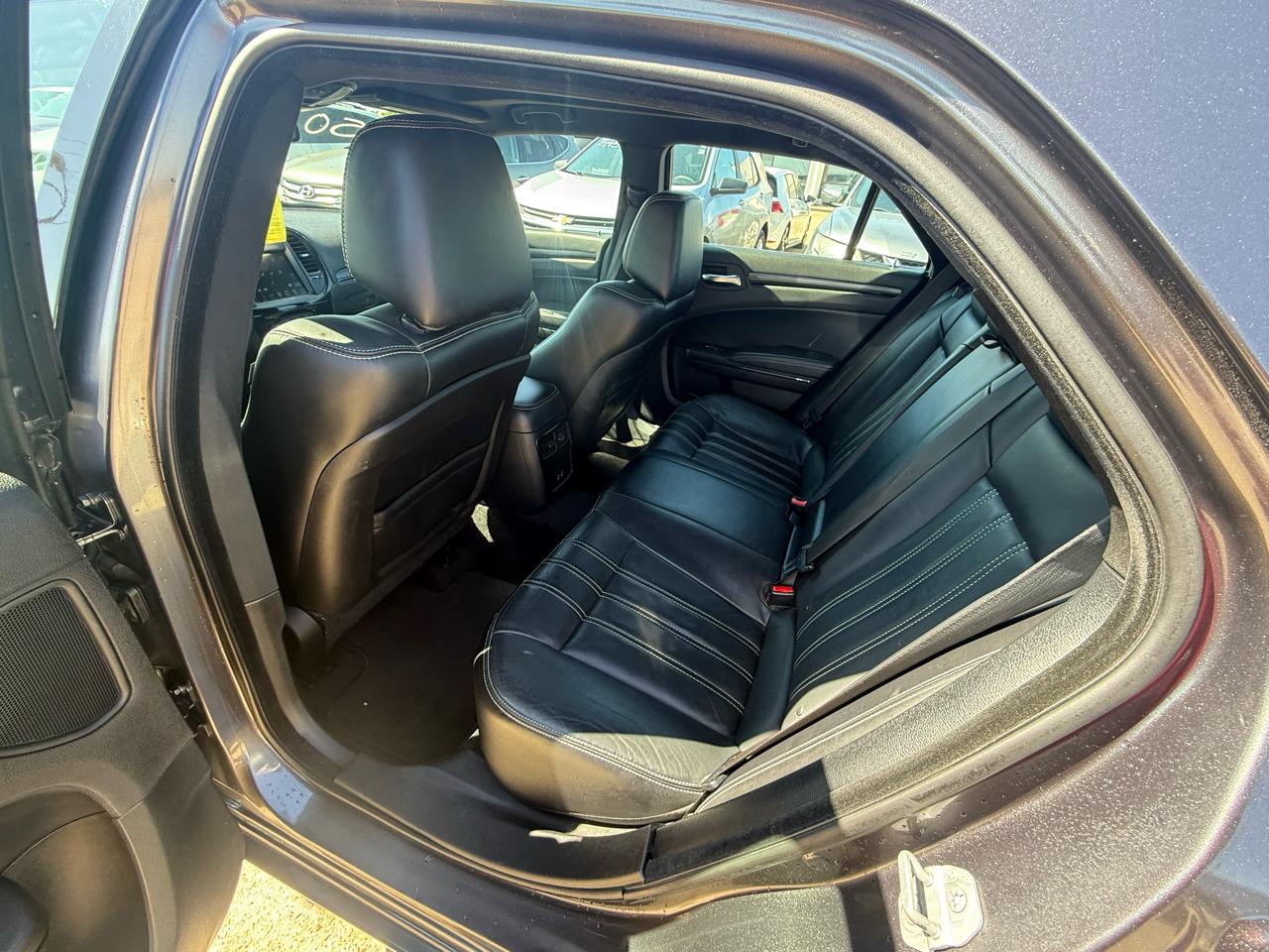 Chrysler 300 4dr Sdn 300S AWD 2015