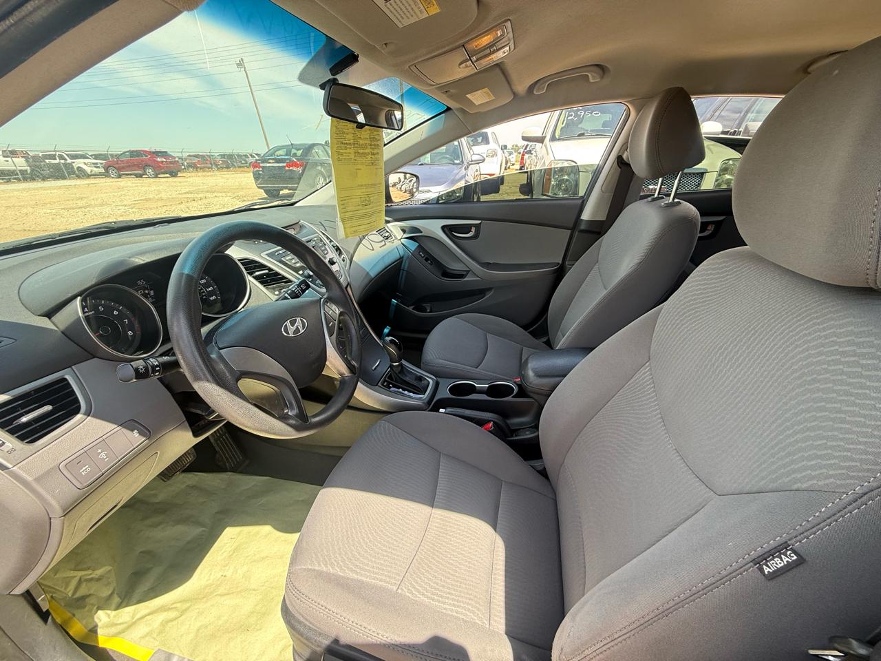 Hyundai Elantra  2014