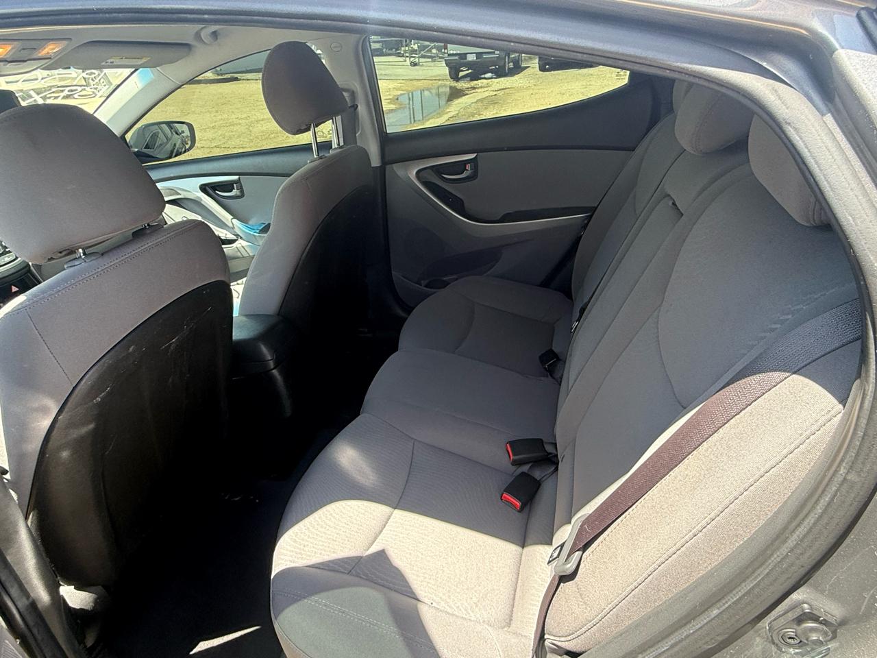 Hyundai Elantra  2014