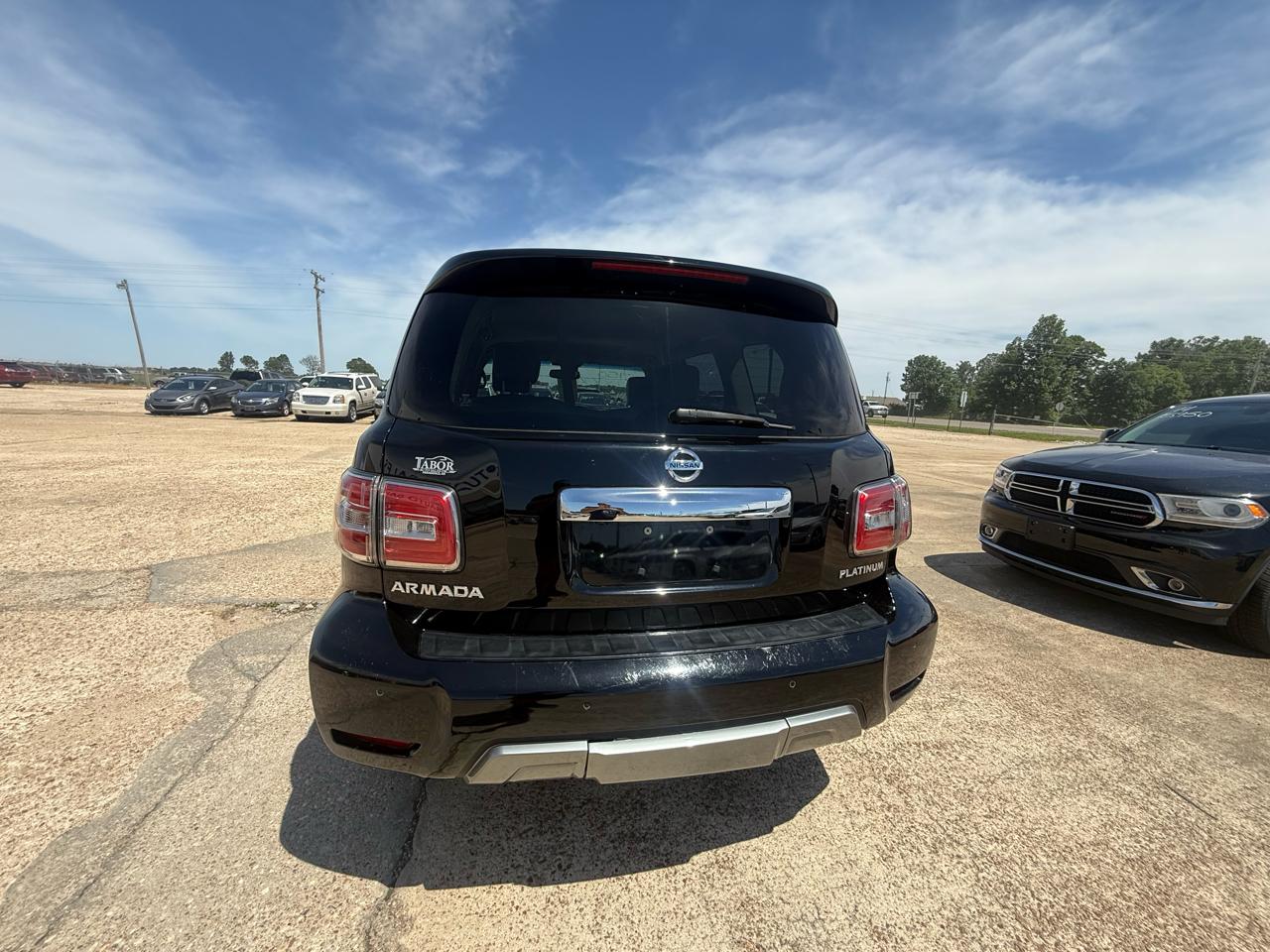 Nissan Armada 4x2 Platinum 2017