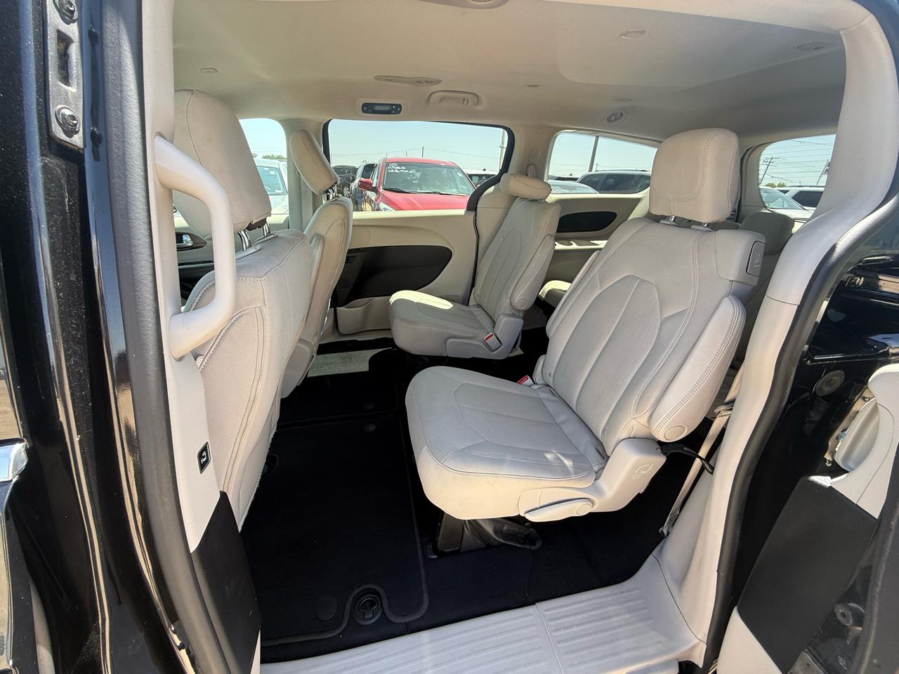 Chrysler Pacifica Touring FWD 2017