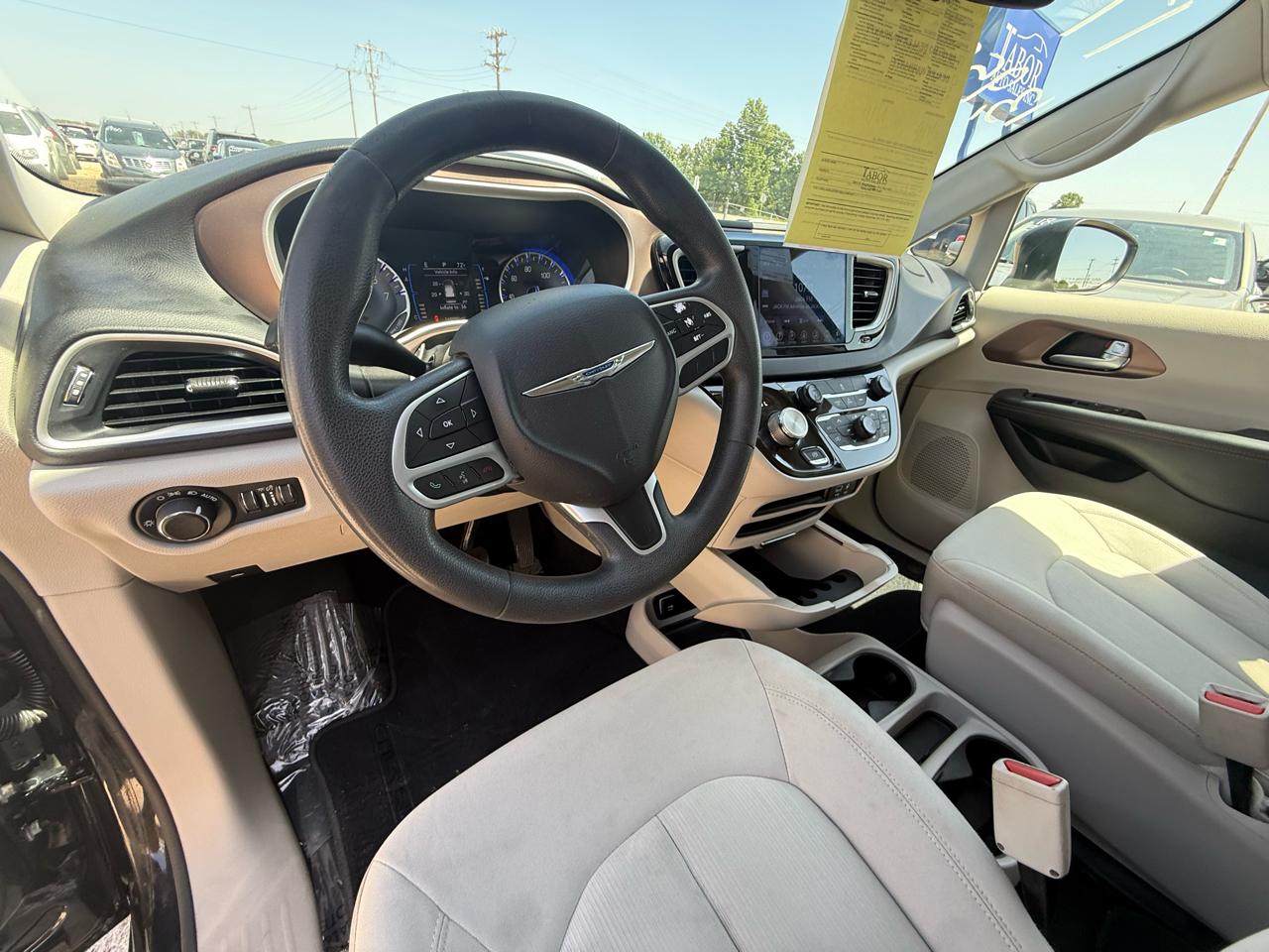 Chrysler Pacifica Touring FWD 2017