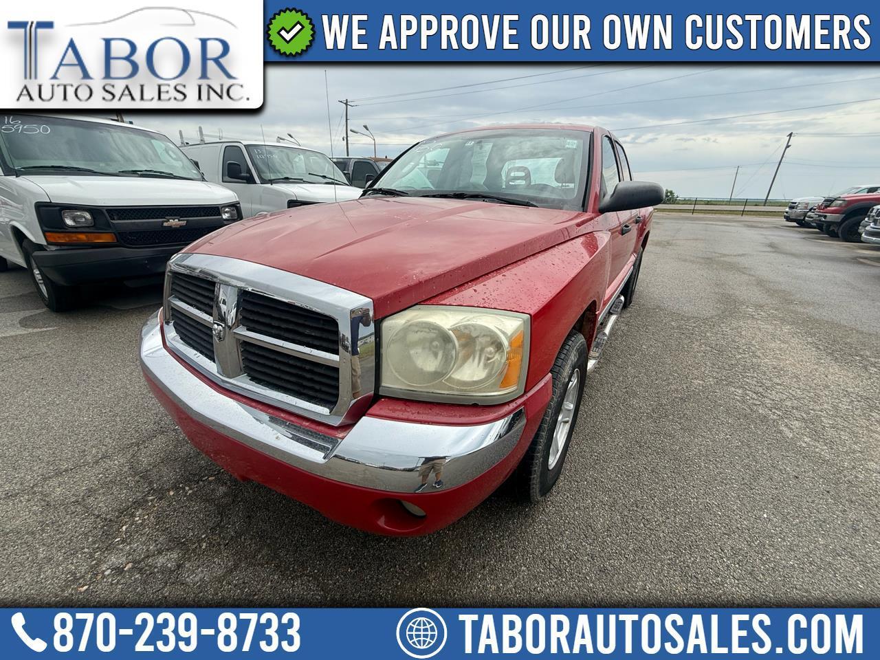 Dodge Dakota 4dr Quad Cab 131" WB Laramie 2005