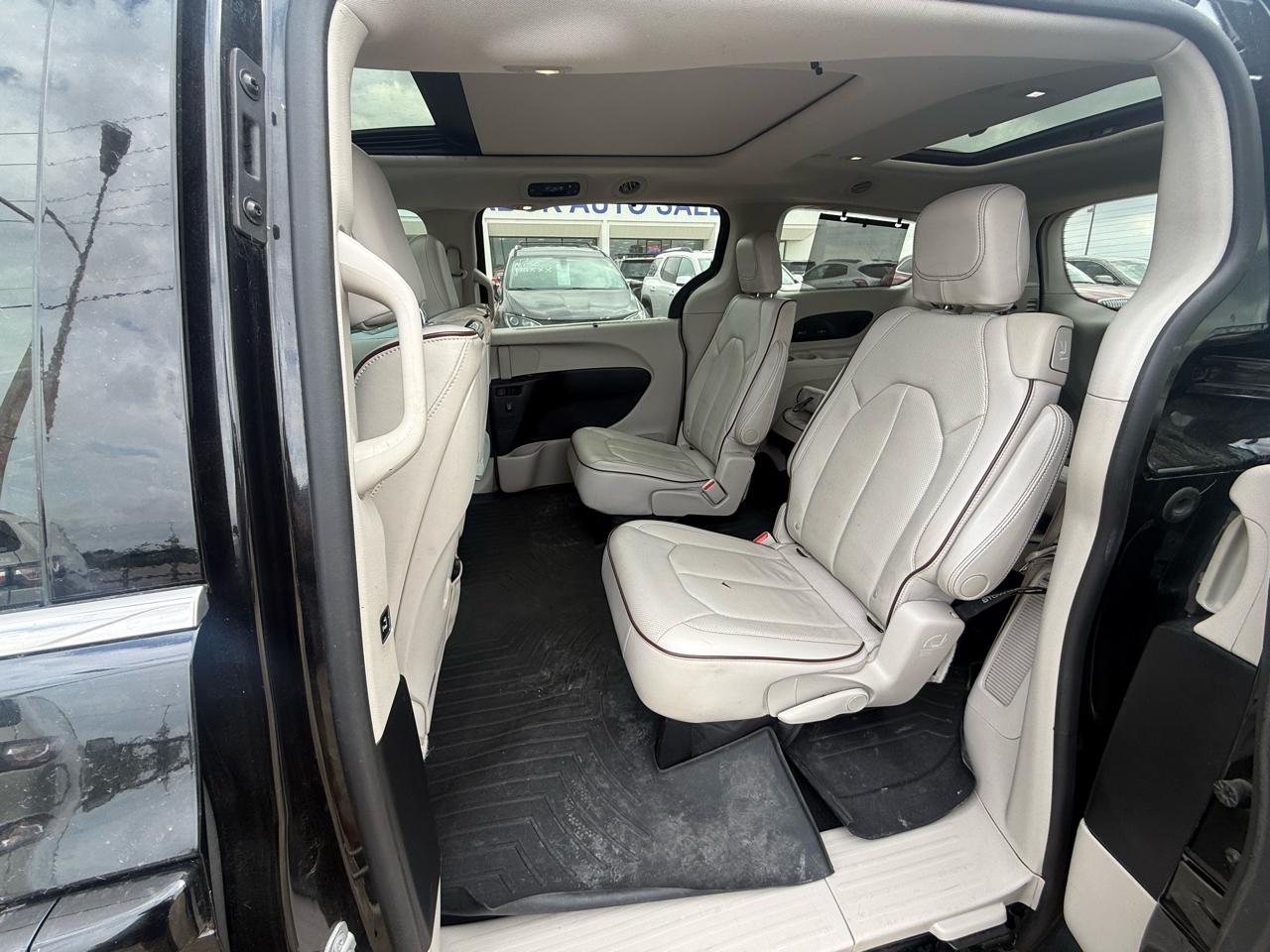 Chrysler Pacifica Limited FWD 2017