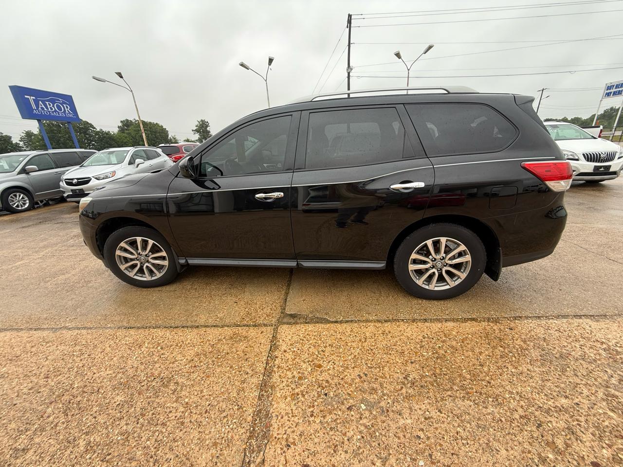 Nissan Pathfinder 4WD 4dr SV 2014