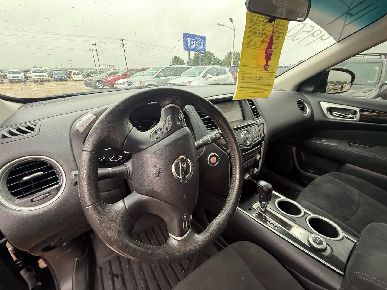 Nissan Pathfinder 4WD 4dr SV 2014