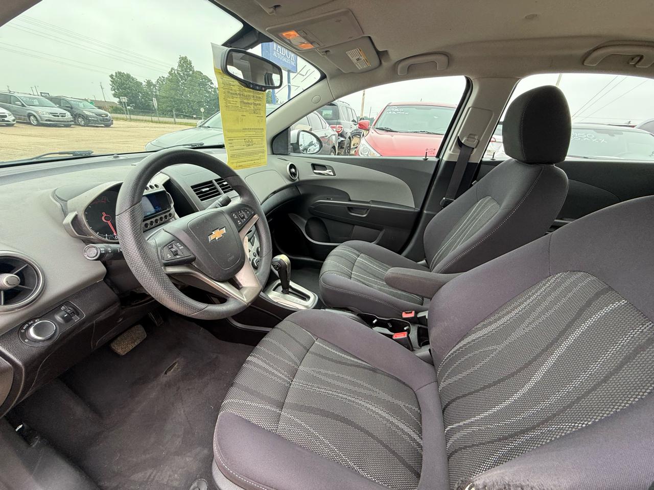 Chevrolet Sonic 4dr Sdn Auto LT 2014