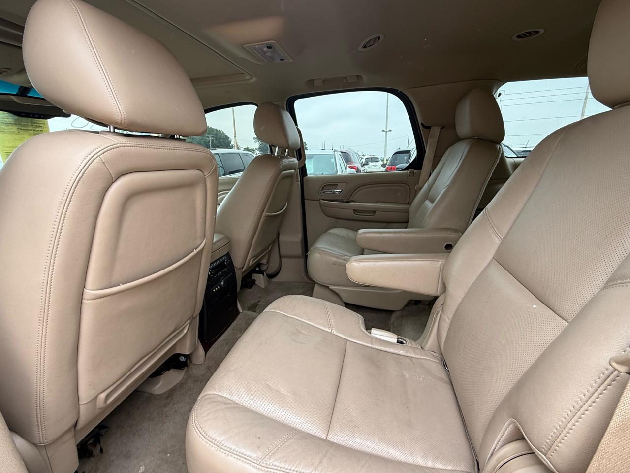 Cadillac Escalade AWD 4dr Luxury 2014
