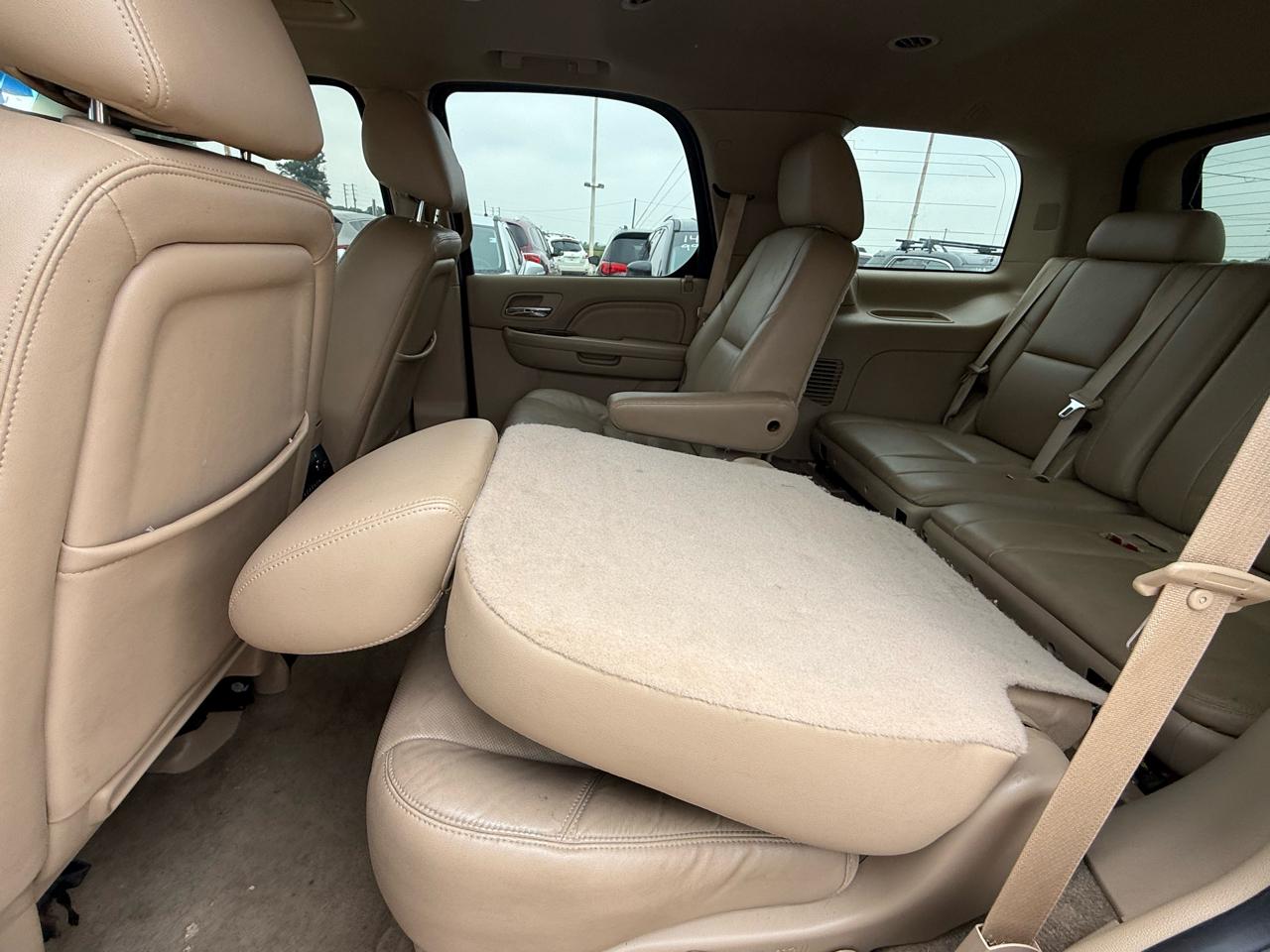 Cadillac Escalade AWD 4dr Luxury 2014