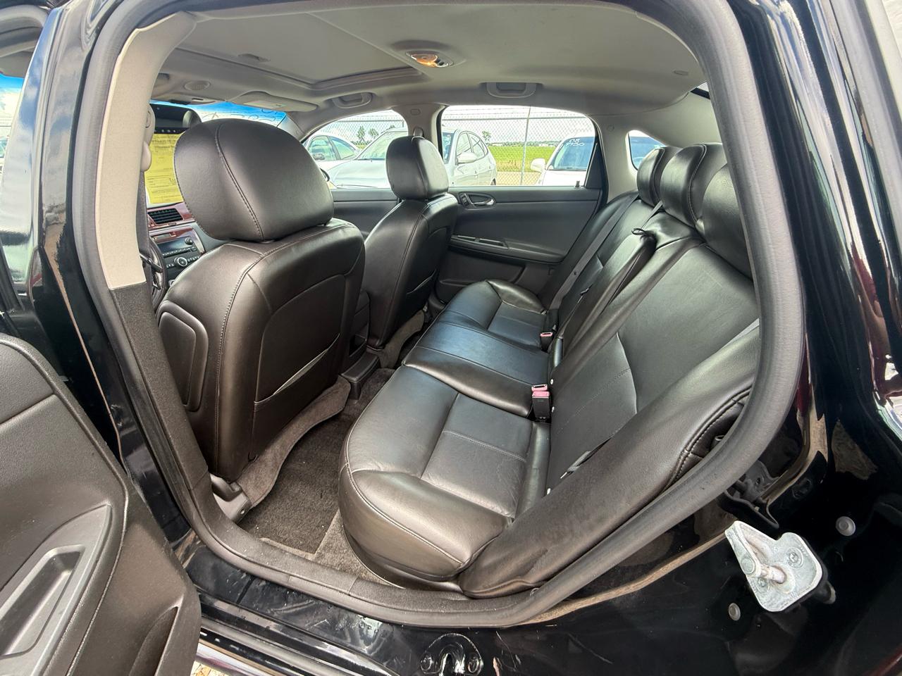 Chevrolet Impala 4dr Sdn LT 2010