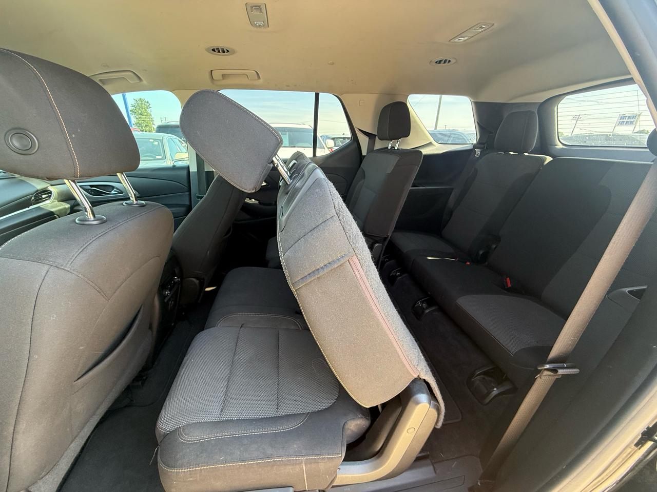 Chevrolet Traverse FWD 4dr LS w/1LS 2019